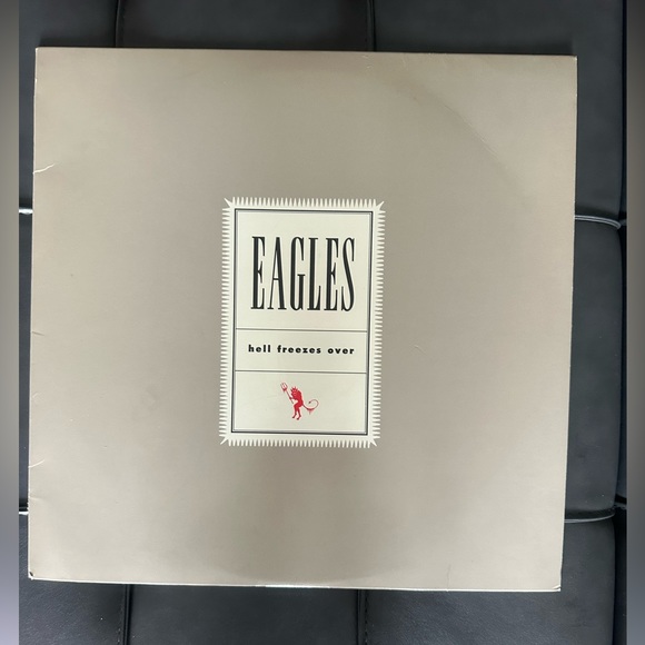 The Eagles “when hell freezes over” record laser disc. Excellent condition. 1994 - Picture 1 of 6